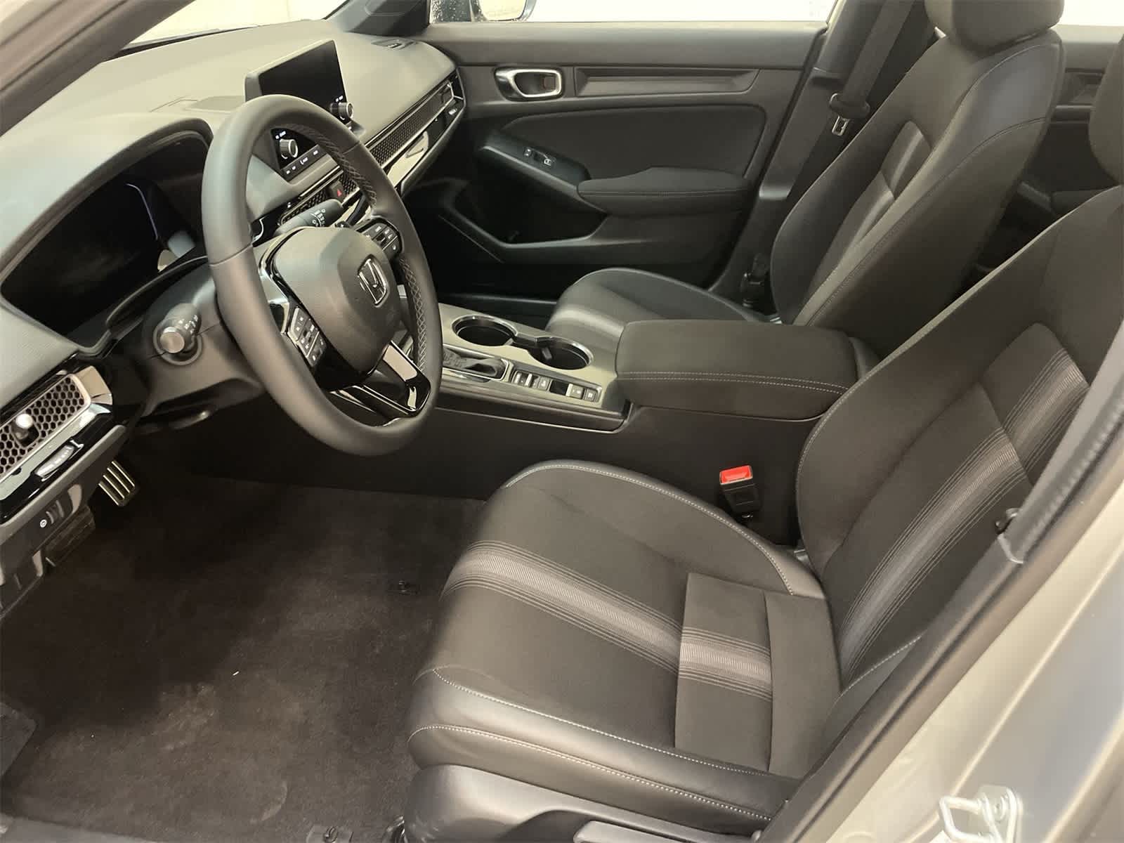 Thumbnail: 2025 Honda Civic - 16