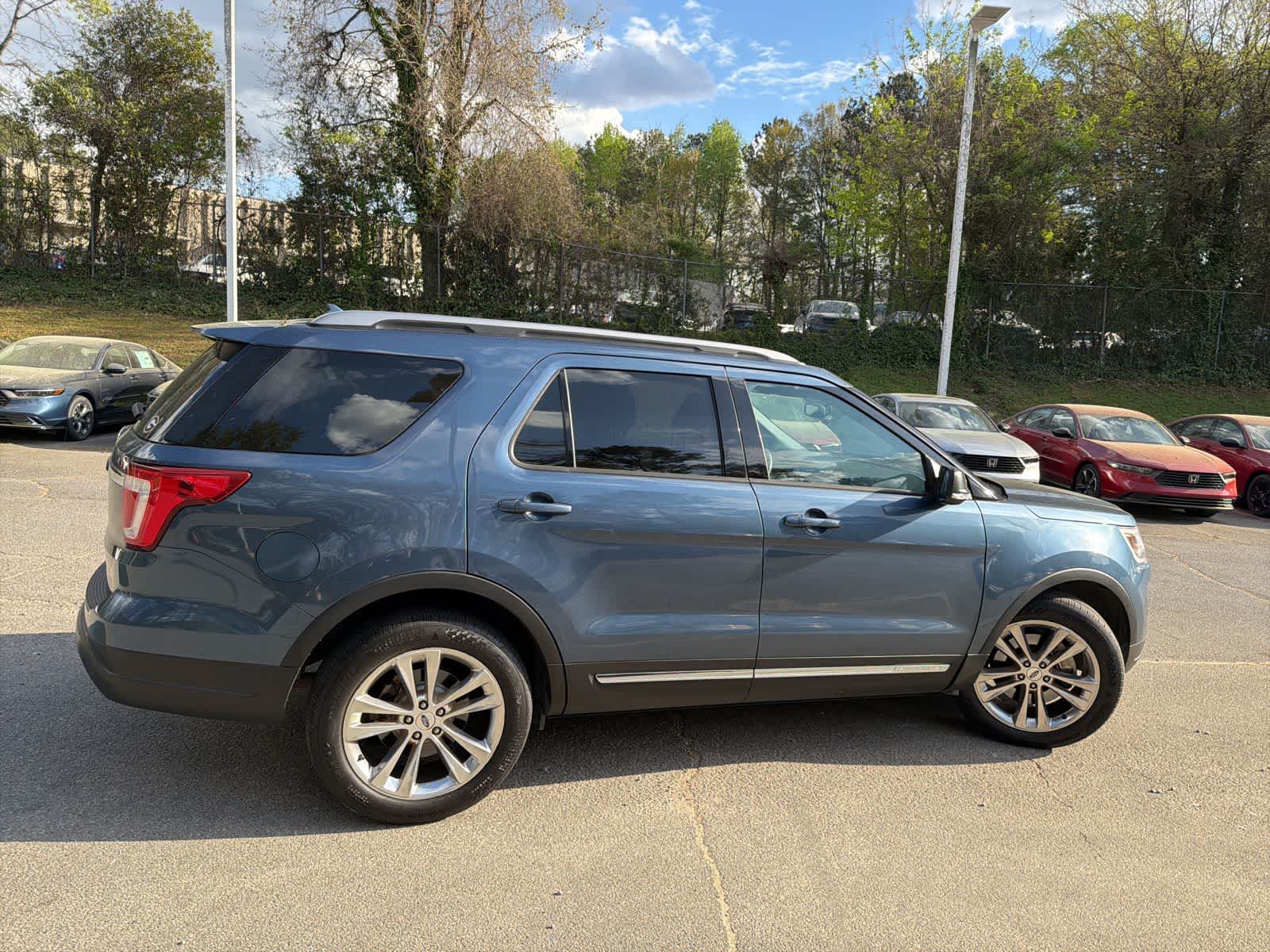 Thumbnail: 2019 Ford Explorer - 11