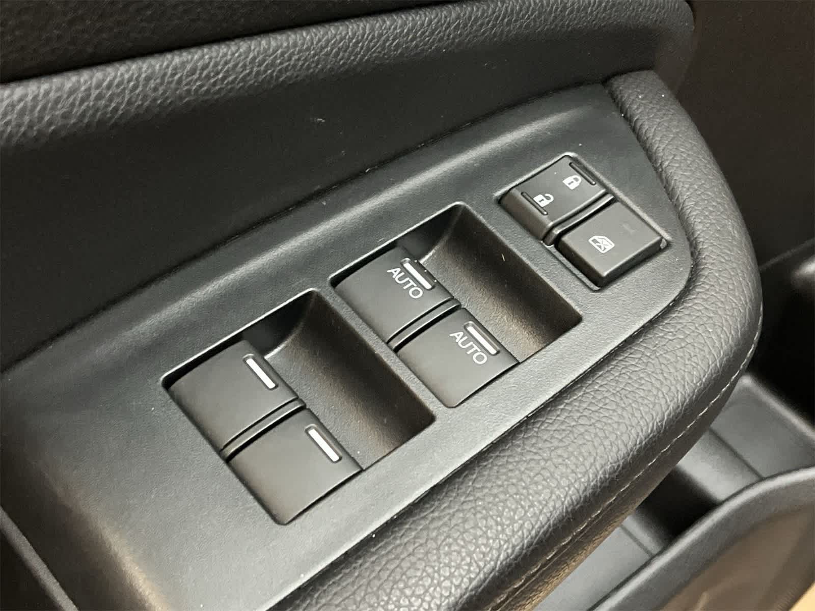 Thumbnail: 2022 Honda Pilot - 17