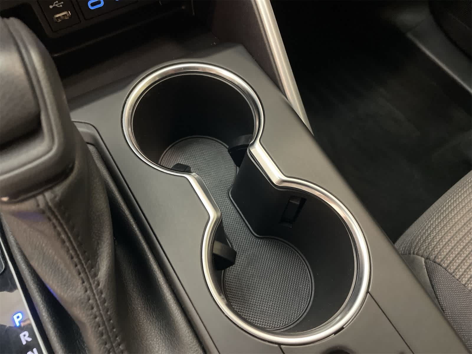 Thumbnail: 2022 Toyota Highlander - 8