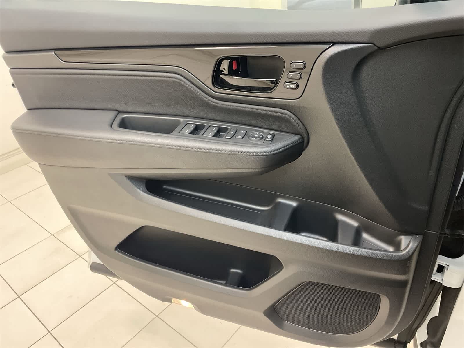 Thumbnail: 2024 Honda Odyssey - 17