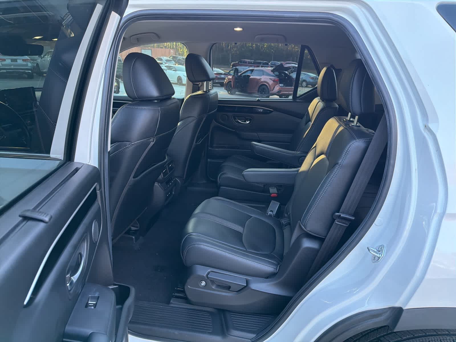 Thumbnail: 2024 Honda Pilot - 15