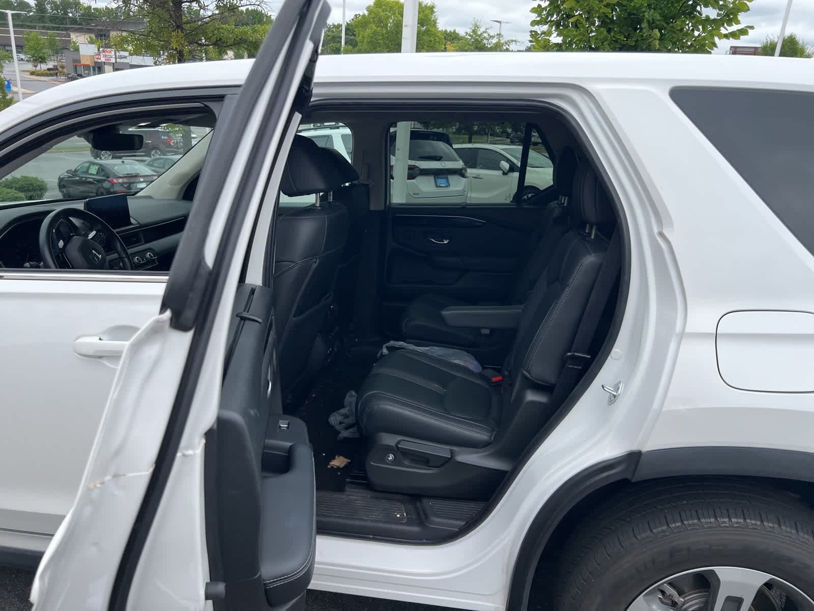 Thumbnail: 2023 Honda Pilot - 15