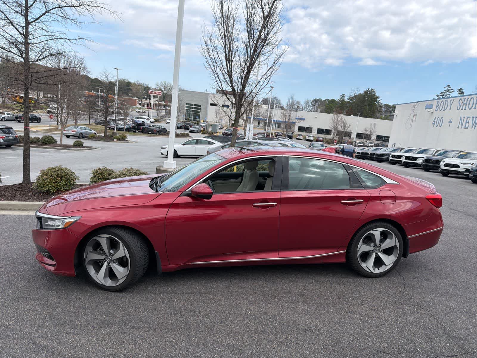 Thumbnail: 2019 Honda Accord - 6