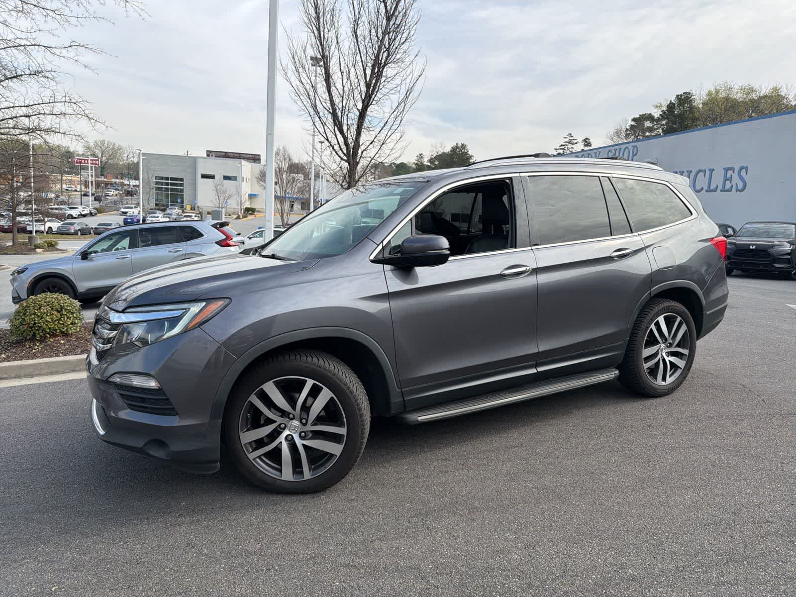 Thumbnail: 2016 Honda Pilot - 4