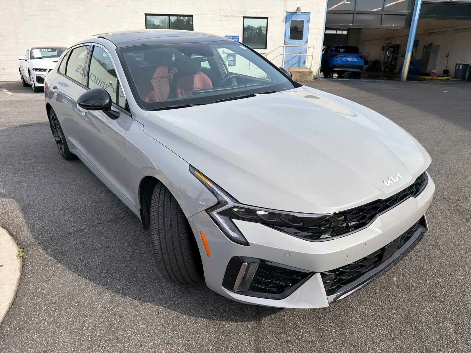 Thumbnail: 2025 Kia K5 - 13