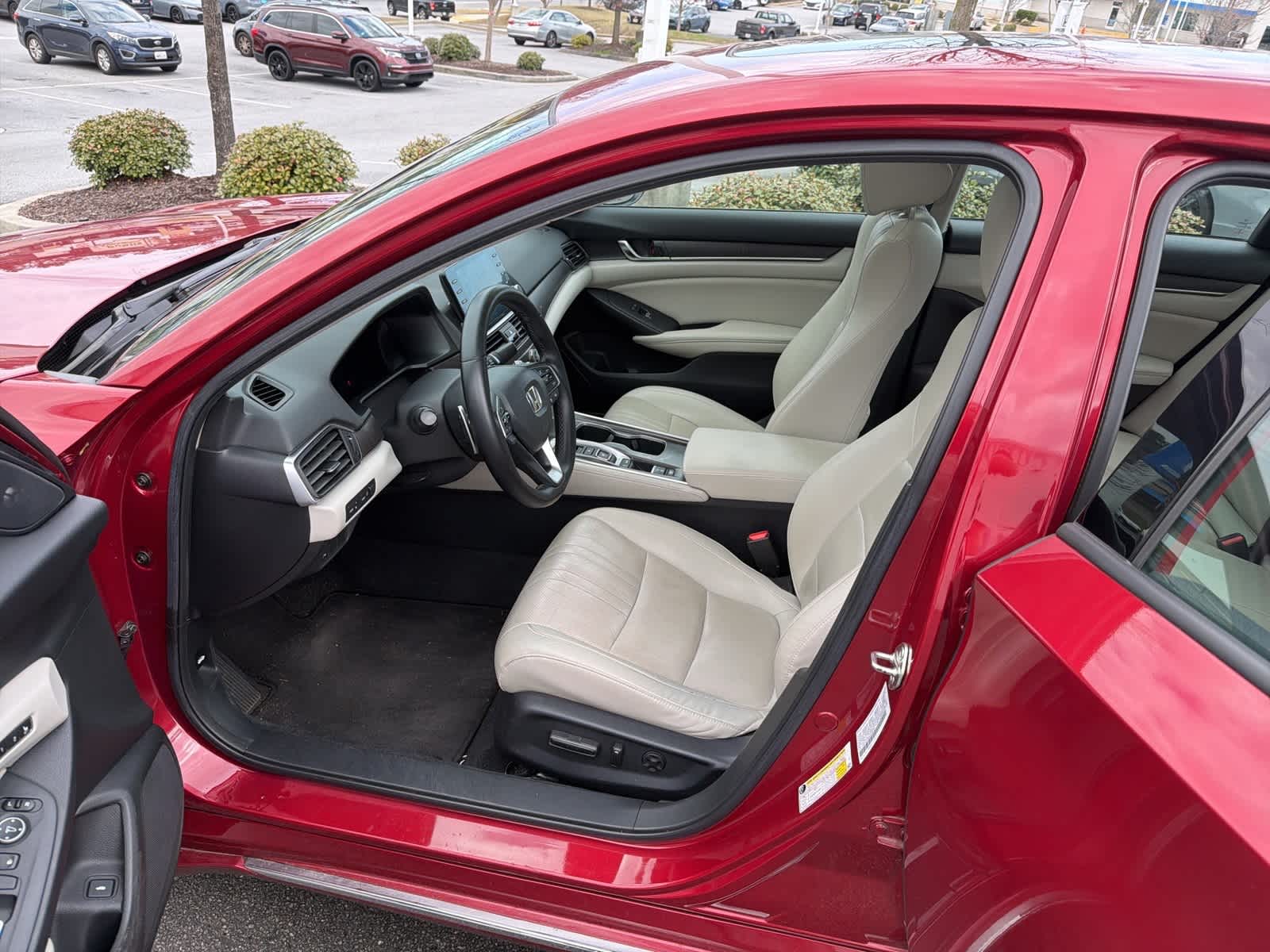 Thumbnail: 2019 Honda Accord - 15