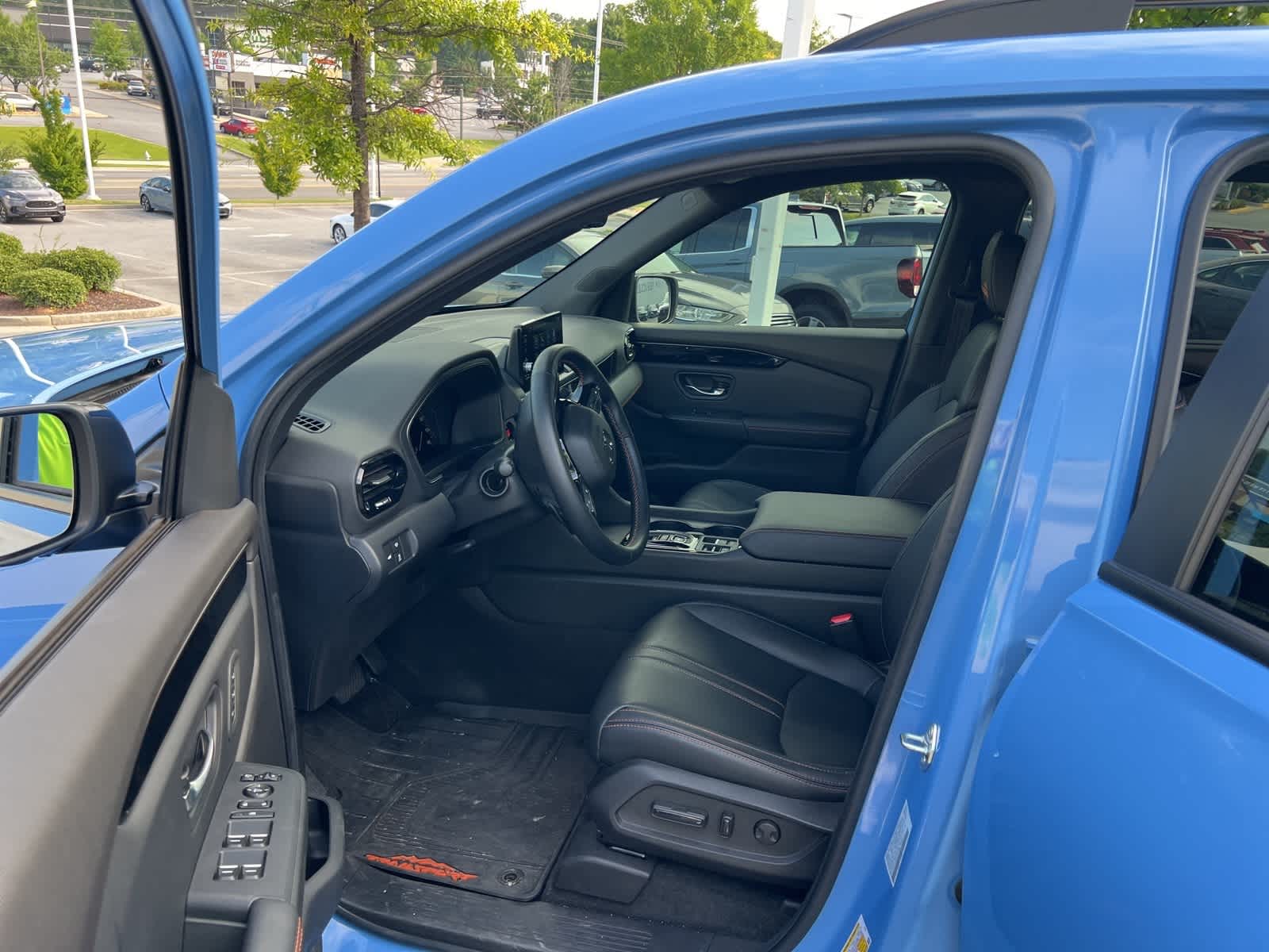 Thumbnail: 2023 Honda Pilot - 17