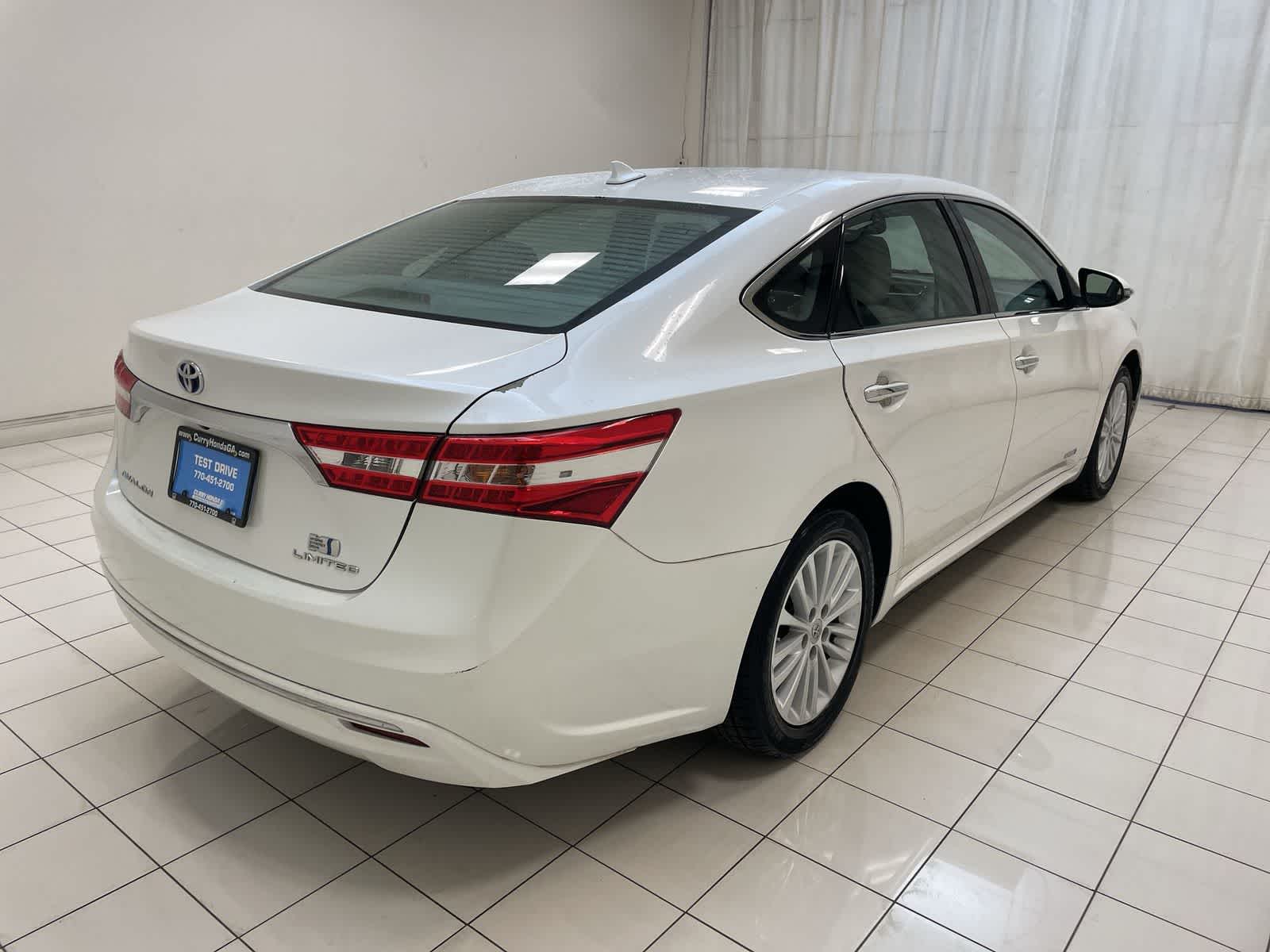 Thumbnail: 2014 Toyota Avalon - 28