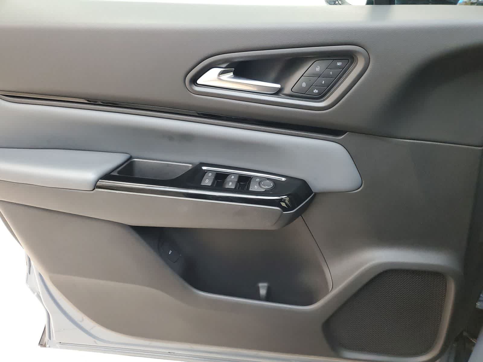 Thumbnail: 2024 Honda Prologue - 17