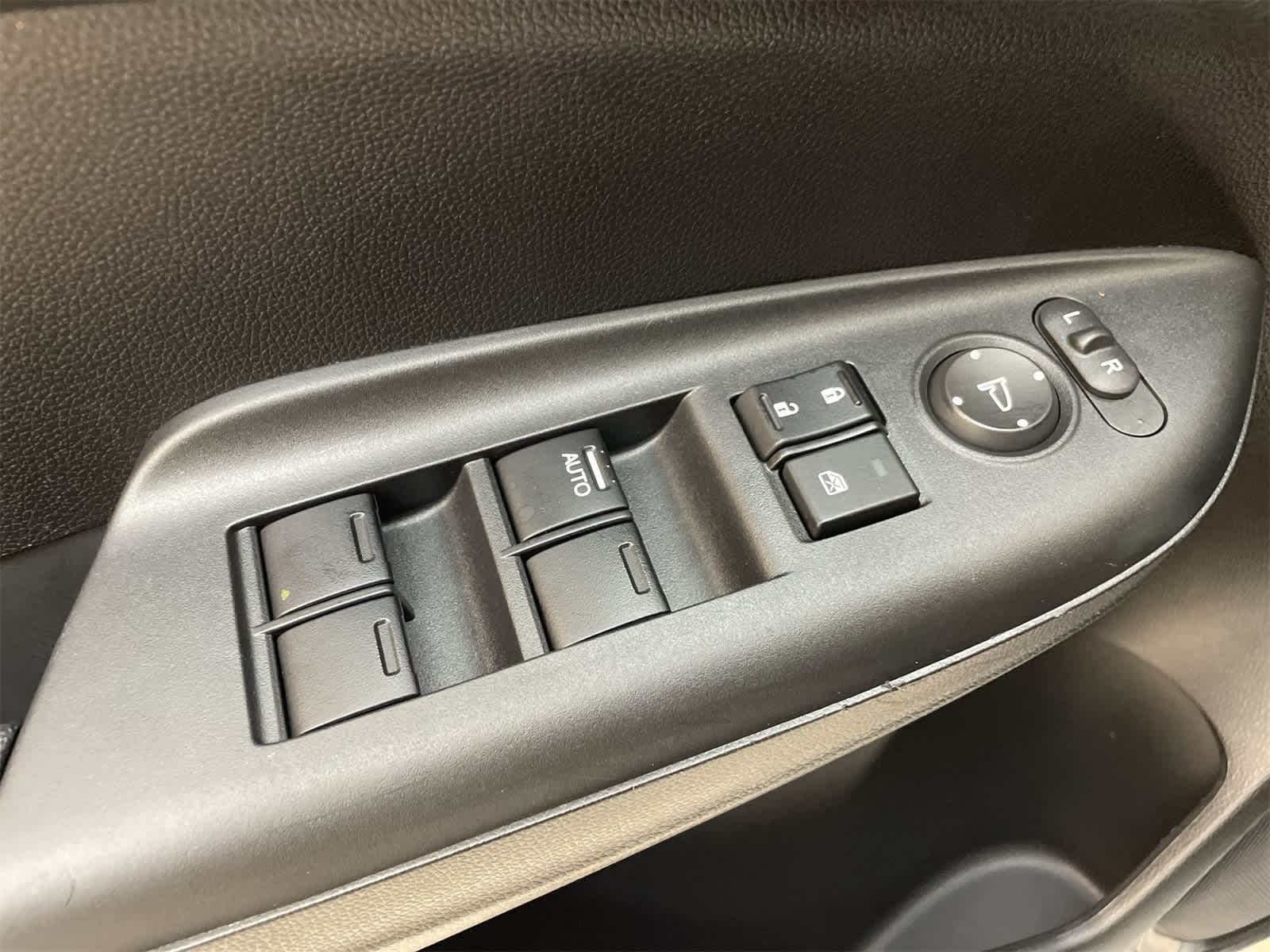 Thumbnail: 2016 Honda Fit - 16