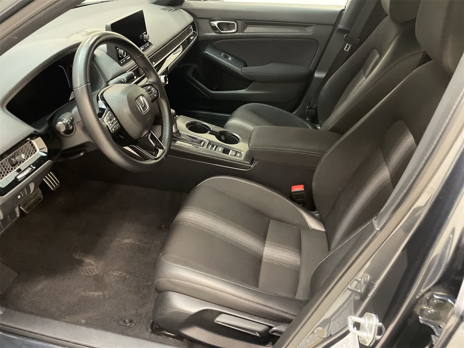 Thumbnail: 2024 Honda Civic - 16