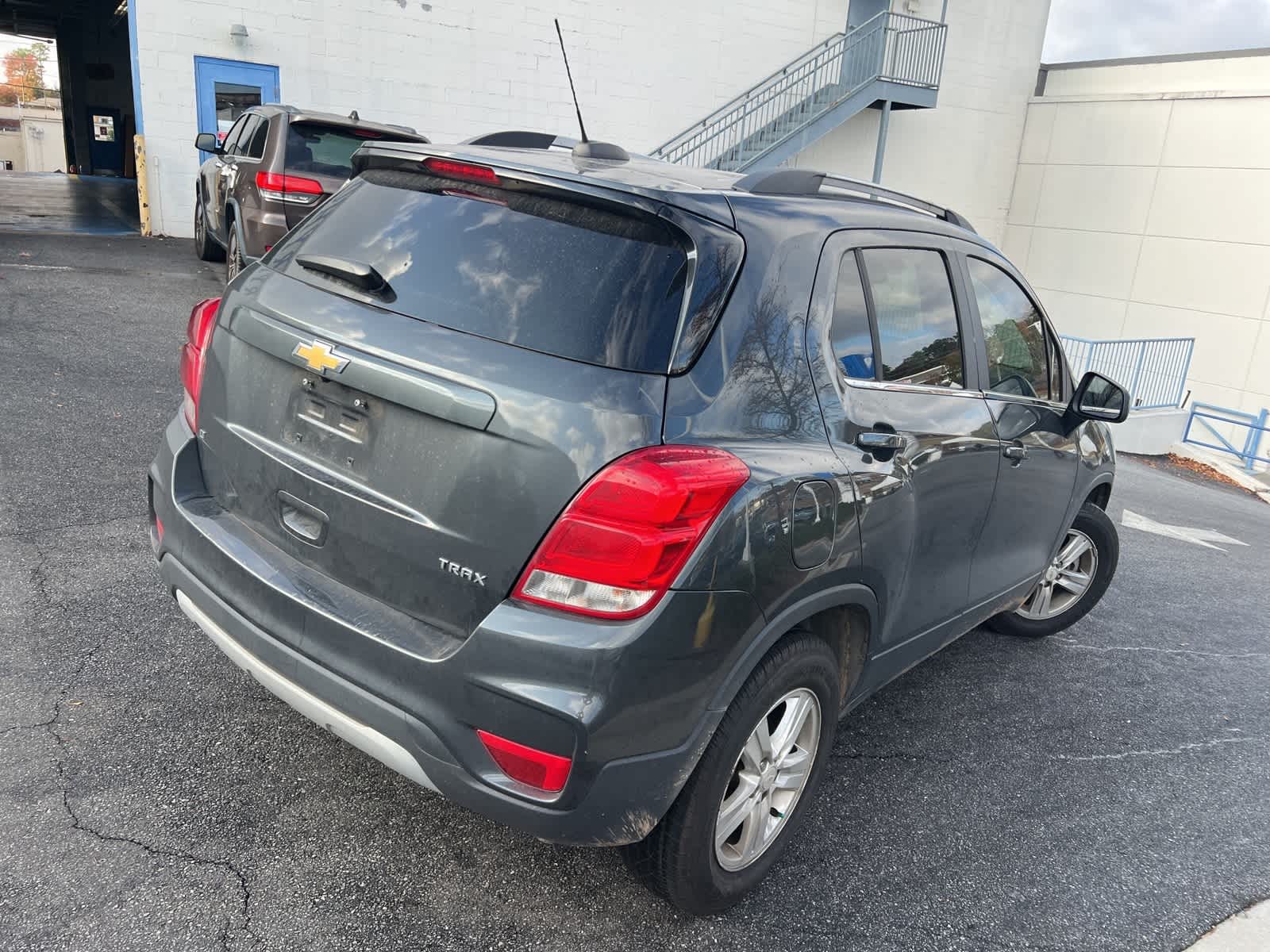 Thumbnail: 2020 Chevrolet Trax - 10