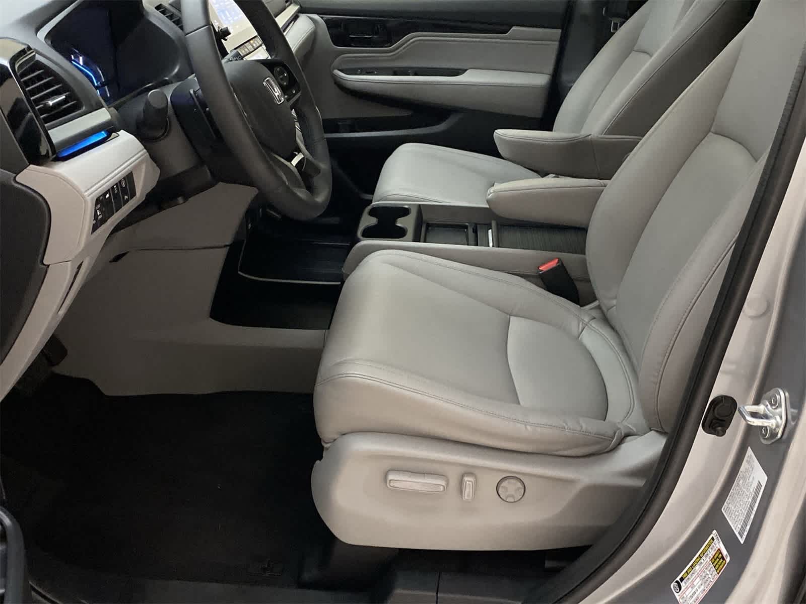 Thumbnail: 2024 Honda Odyssey - 20