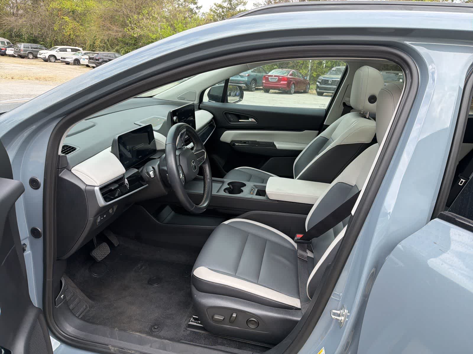 Thumbnail: 2024 Honda Prologue - 16