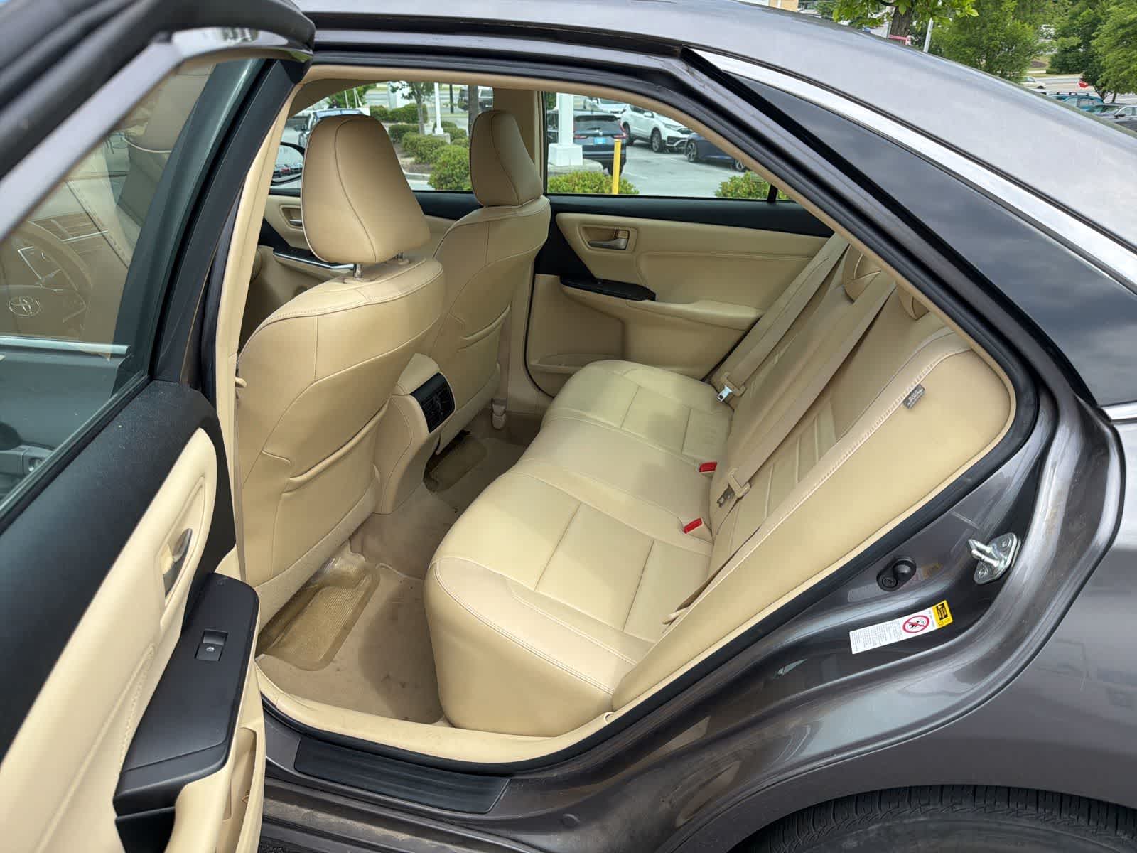Thumbnail: 2015 Toyota Camry - 17