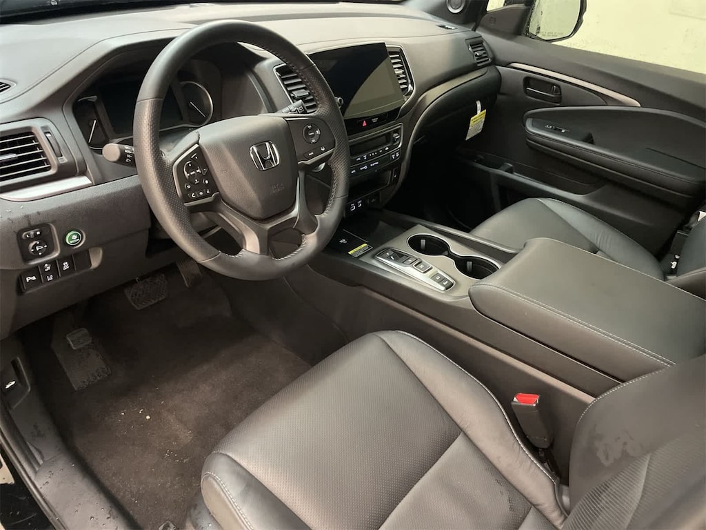 Used 2025 Honda Passport EX-L SUV