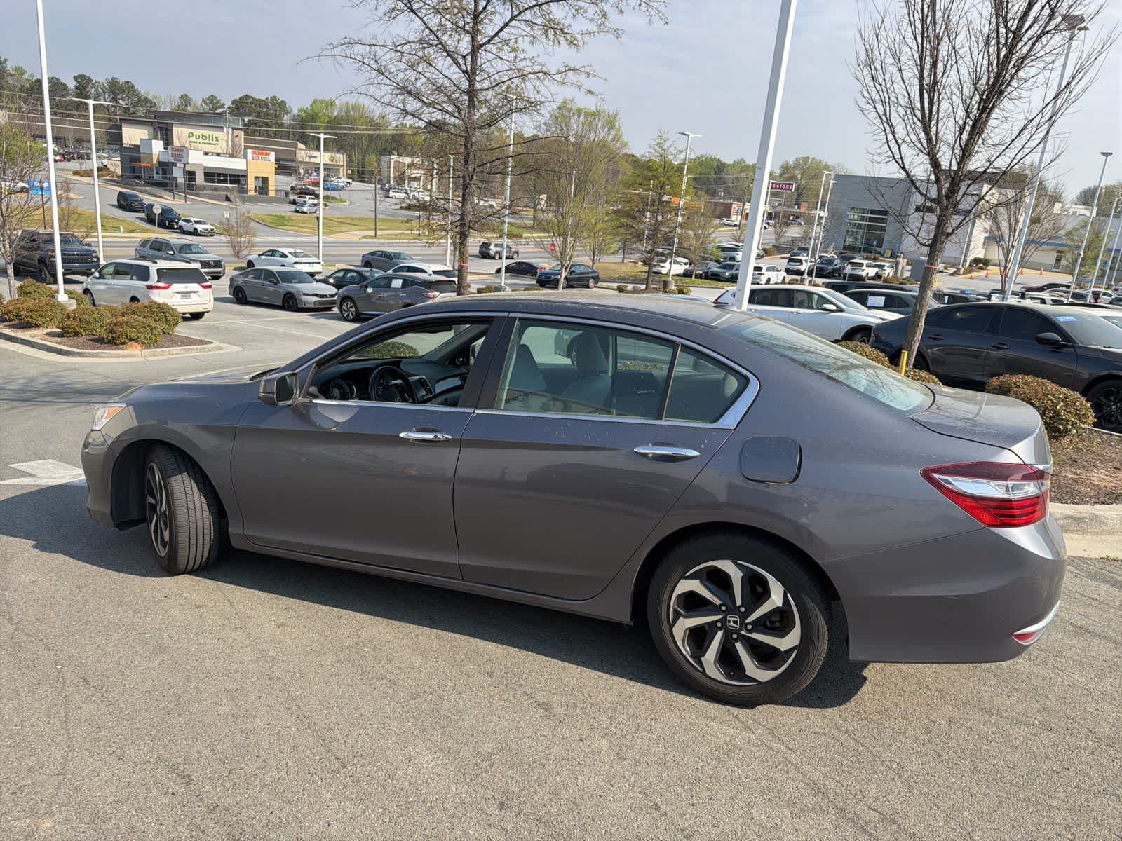 Thumbnail: 2017 Honda Accord - 6