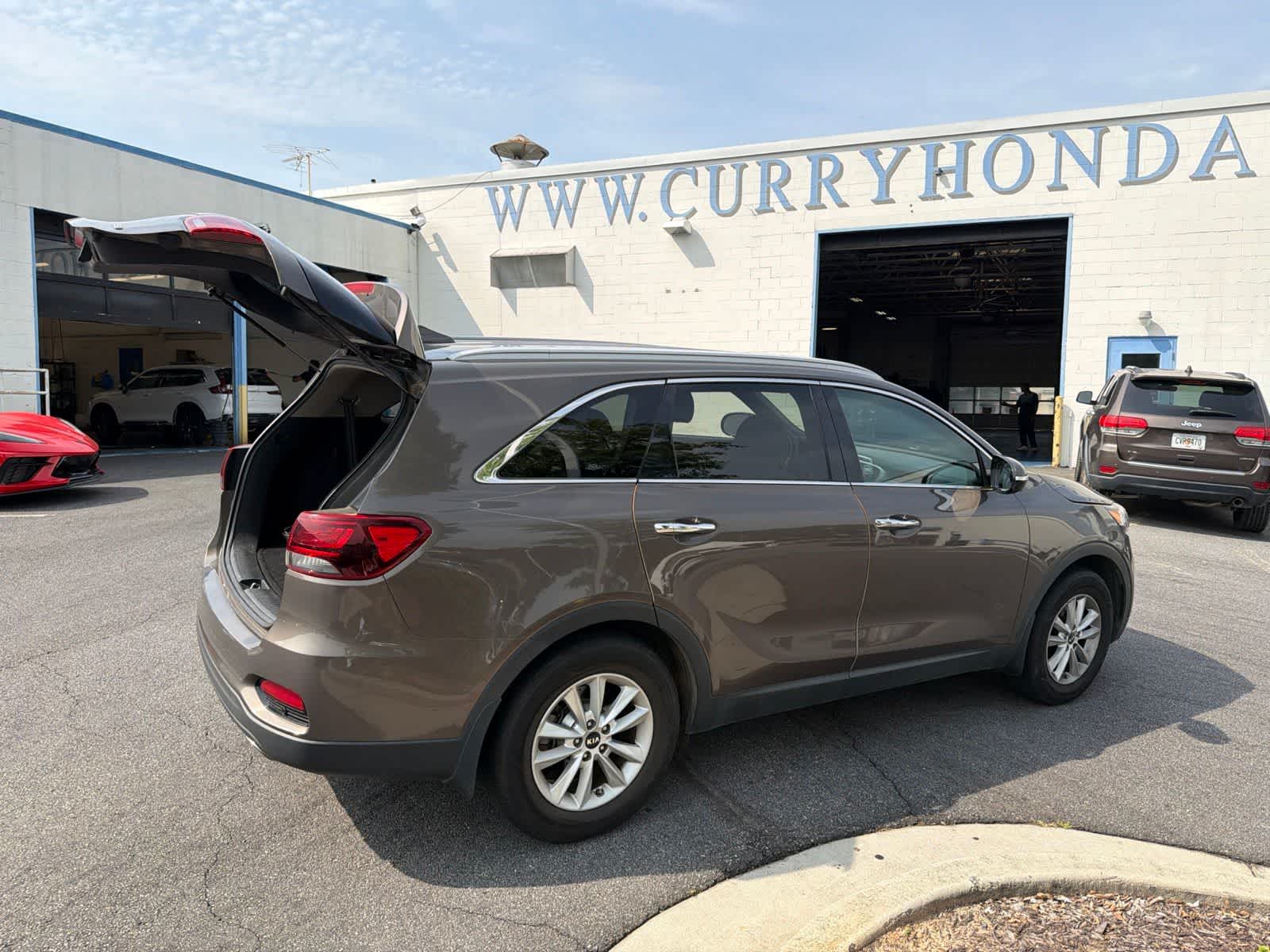 Thumbnail: 2019 Kia Sorento - 12