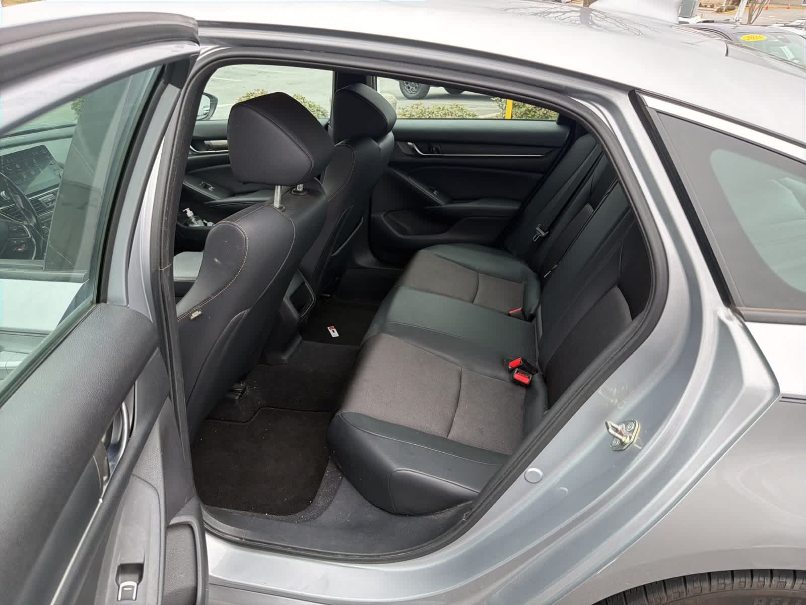 Thumbnail: 2018 Honda Accord - 16