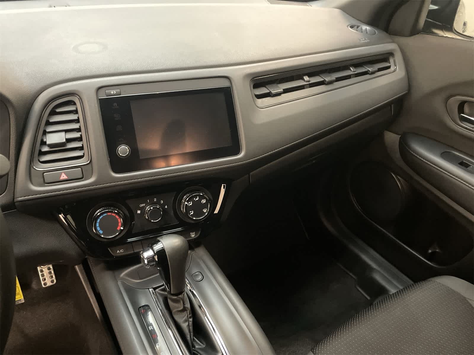 Thumbnail: 2022 Honda HR-V - 28