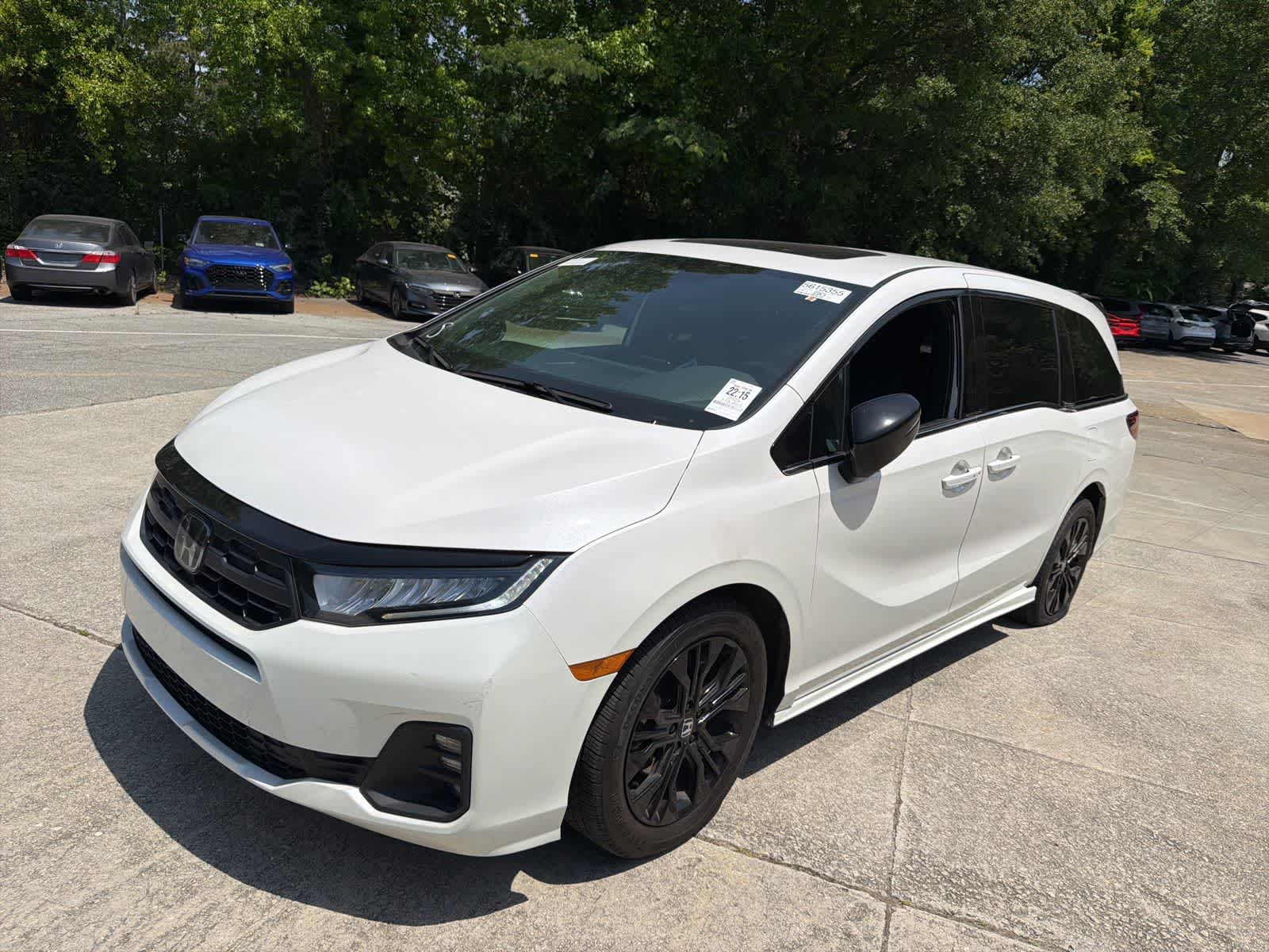 Thumbnail: 2025 Honda Odyssey - 3