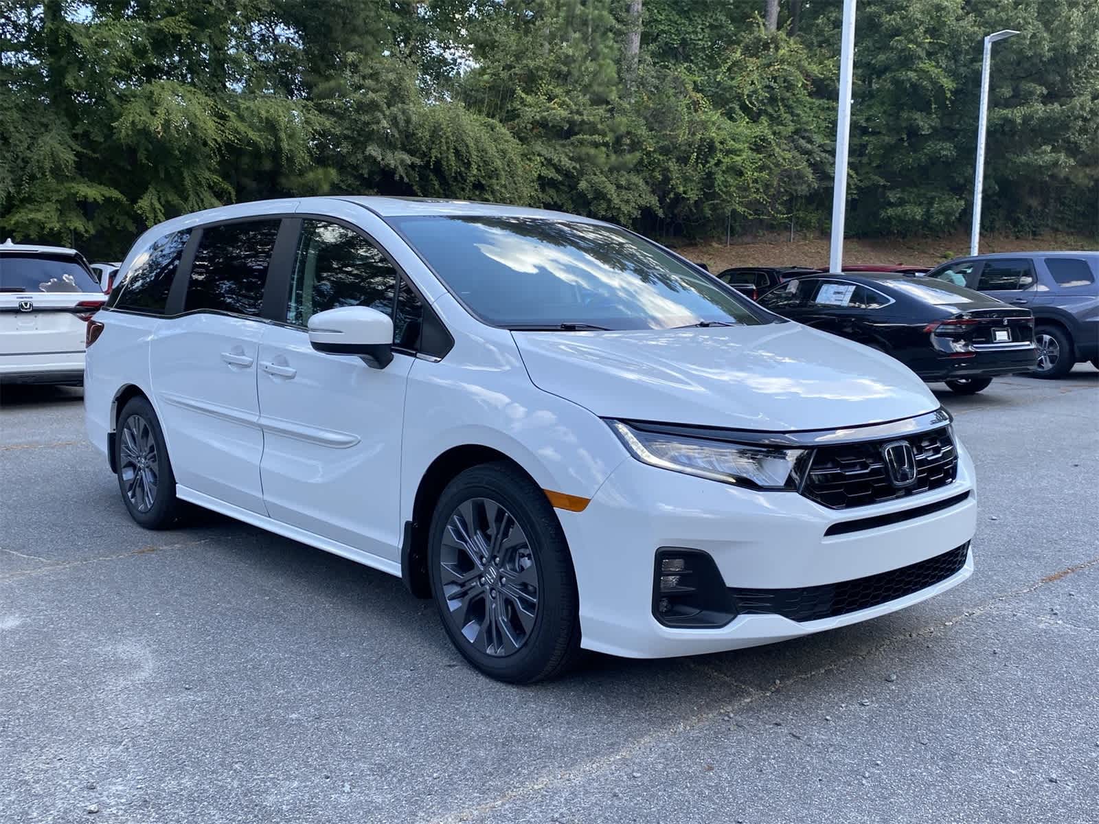 Thumbnail: 2026 Honda Odyssey - 5