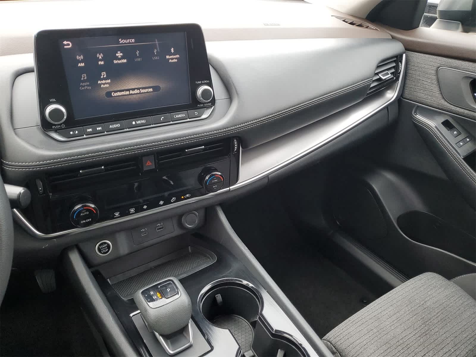 Thumbnail: 2021 Nissan Rogue - 27