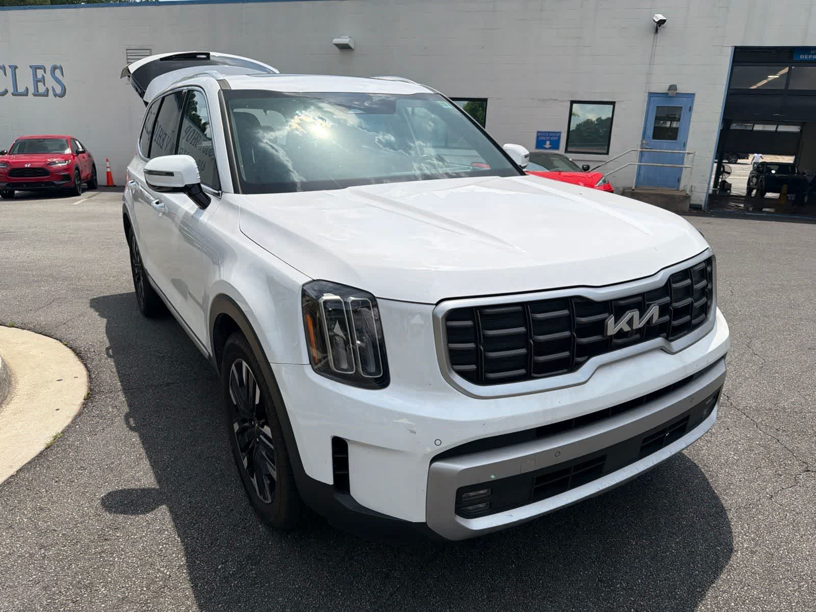 Thumbnail: 2024 Kia Telluride - 13
