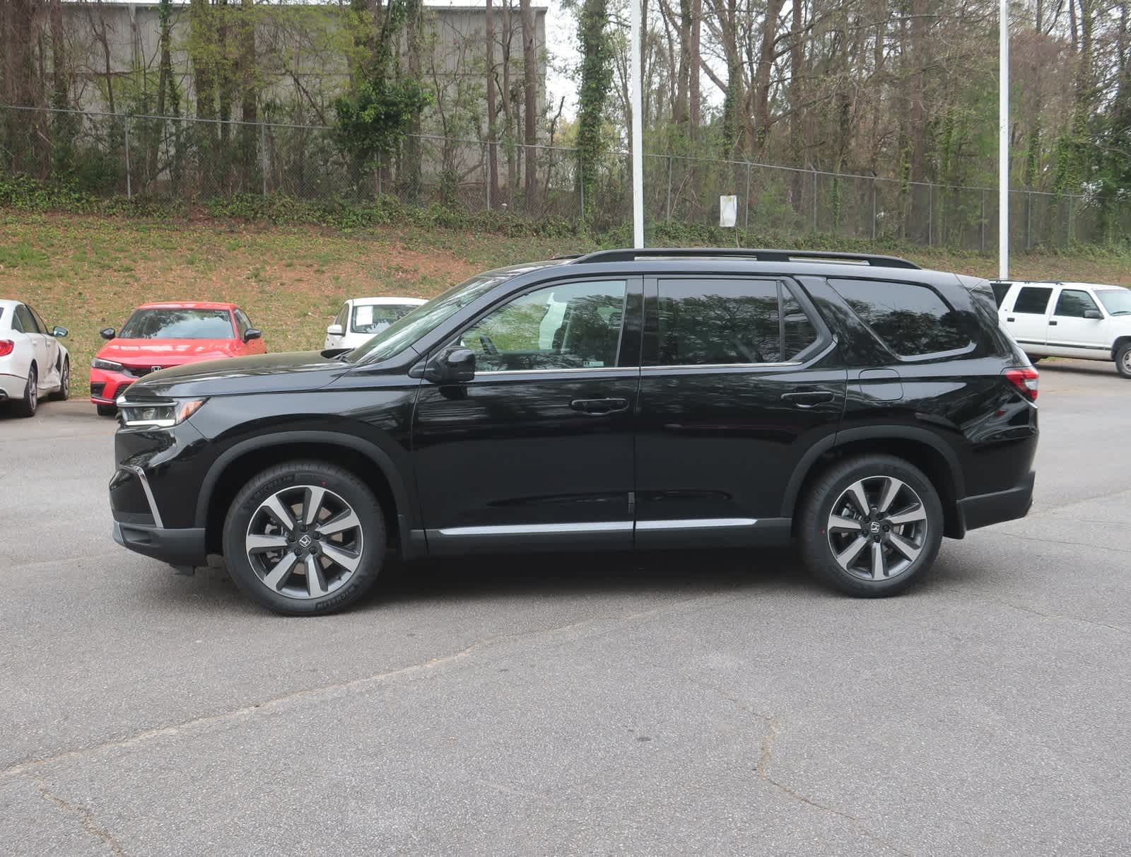 Thumbnail: 2025 Honda Pilot - 2