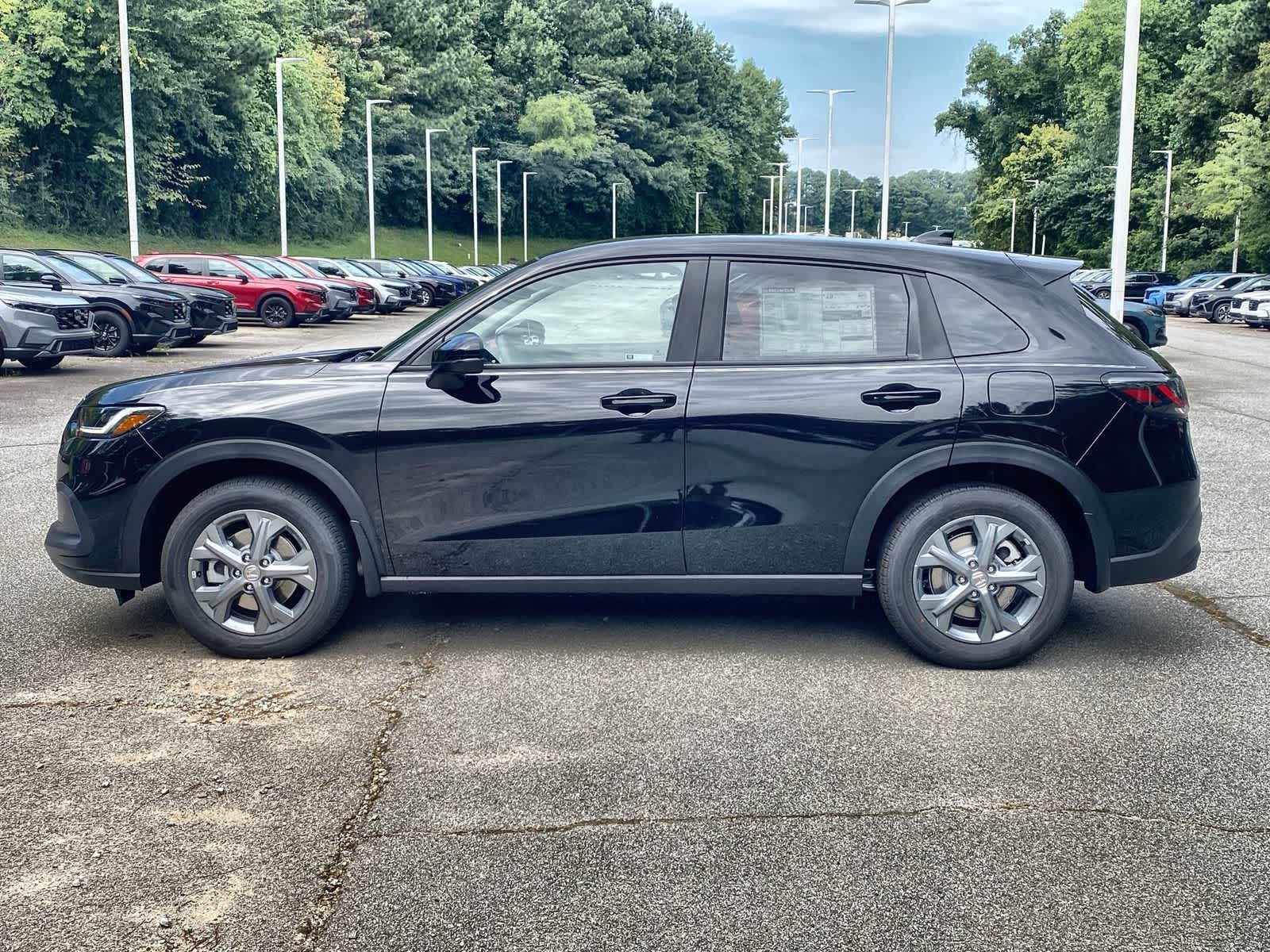 Thumbnail: 2026 Honda HR-V - 2