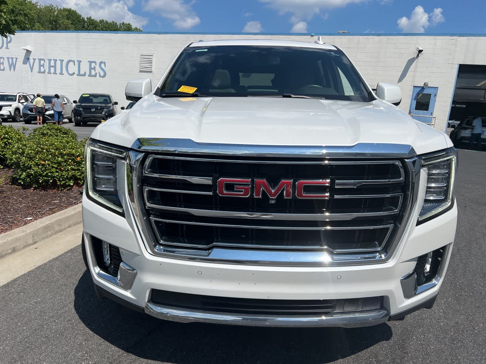 Thumbnail: 2021 GMC Yukon XL - 14