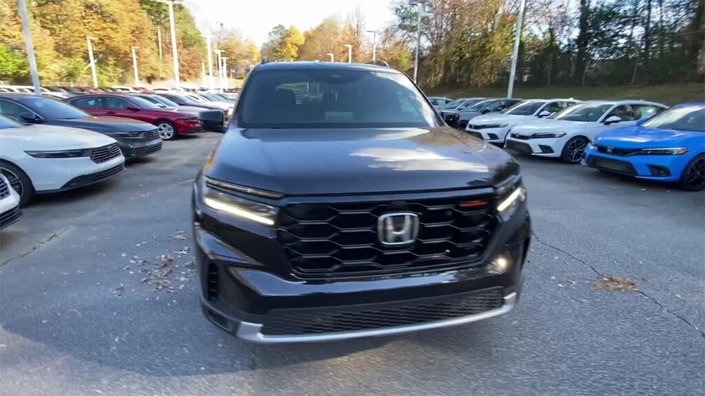 New 2025 Honda Pilot TrailSport SUV