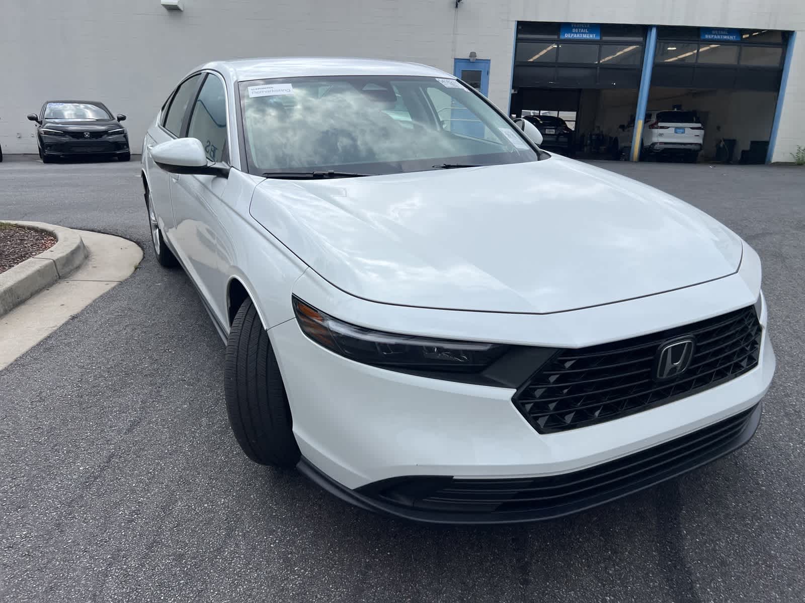 2025 Honda Accord LX 14