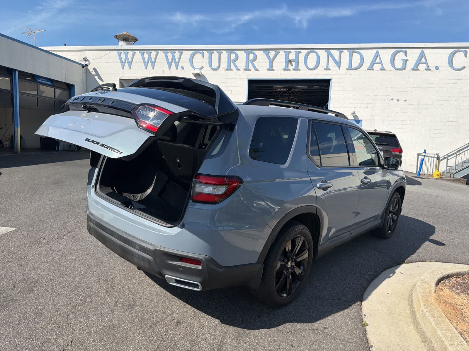 Thumbnail: 2025 Honda Pilot - 10