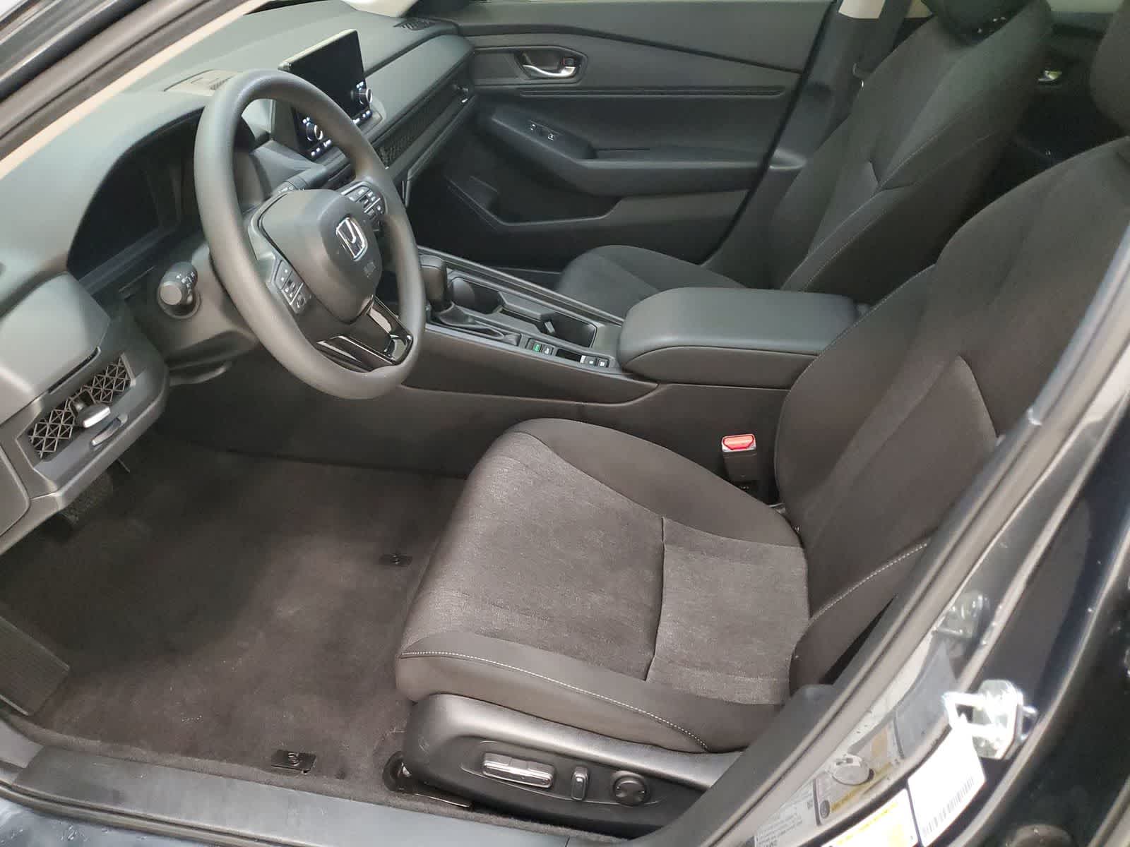 Thumbnail: 2025 Honda Accord - 18