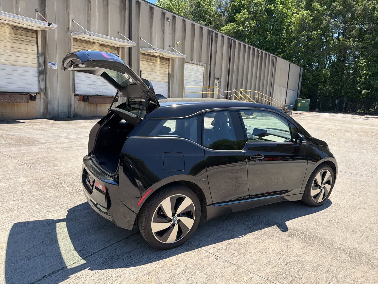 Thumbnail: 2016 BMW i3 - 11