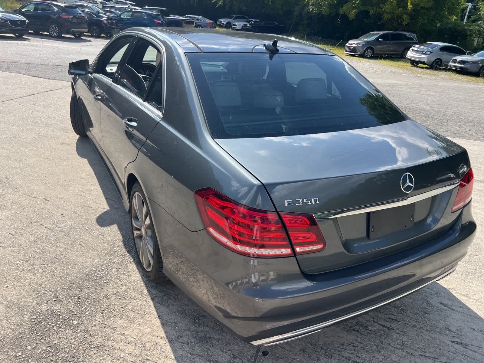 Thumbnail: 2016 Mercedes-Benz E-Class - 8