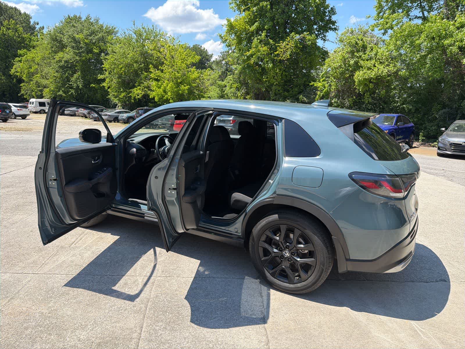 Thumbnail: 2025 Honda HR-V - 21