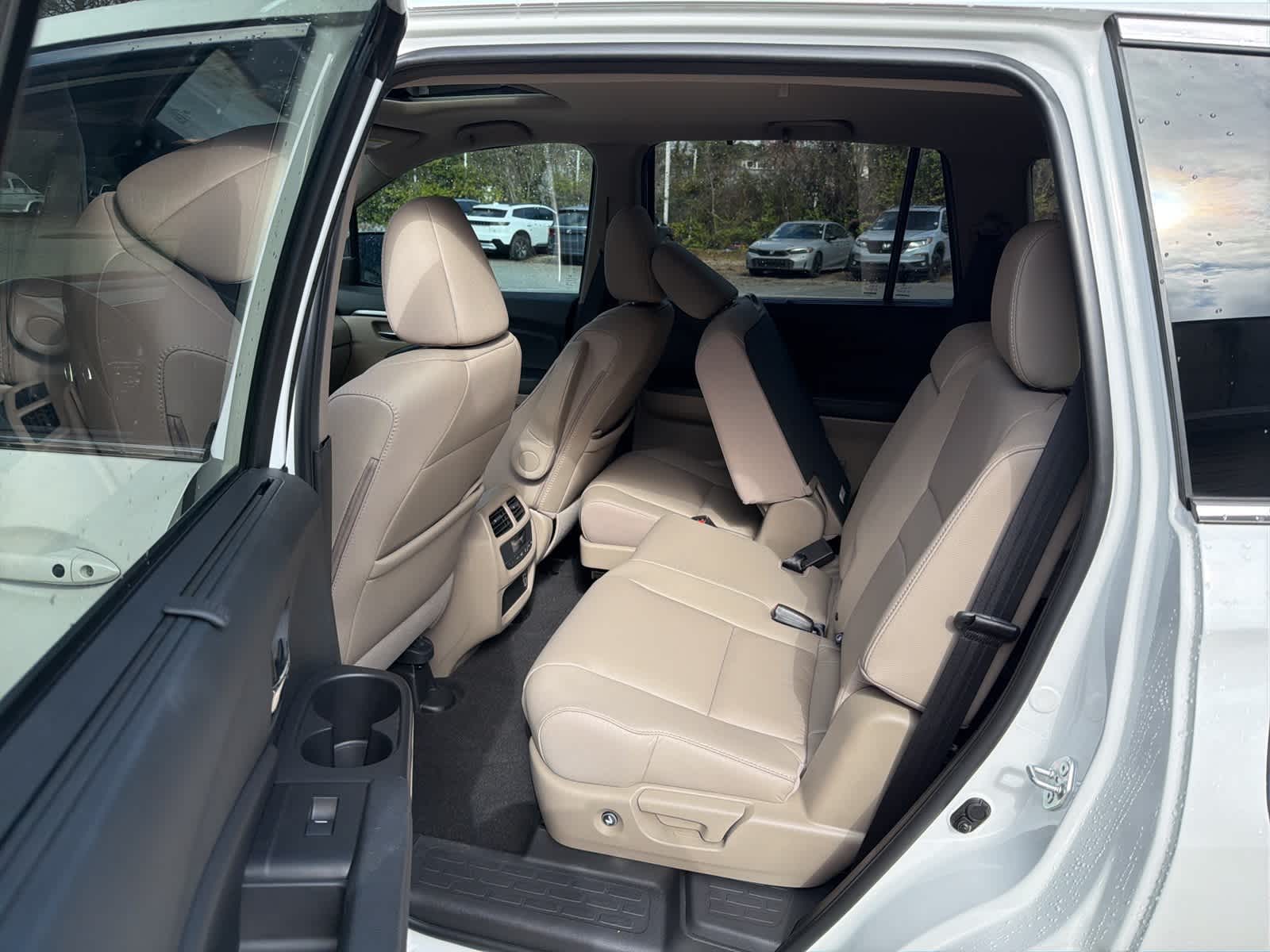 Thumbnail: 2022 Honda Pilot - 16