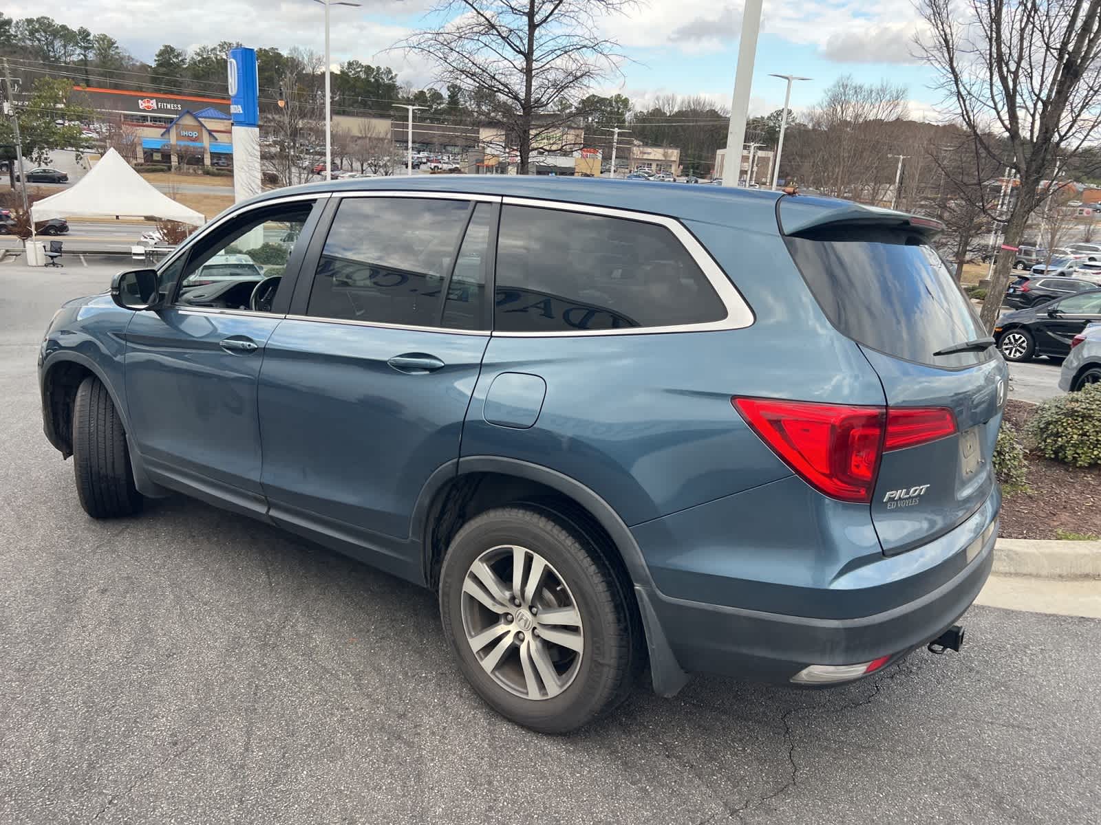 Thumbnail: 2016 Honda Pilot - 7