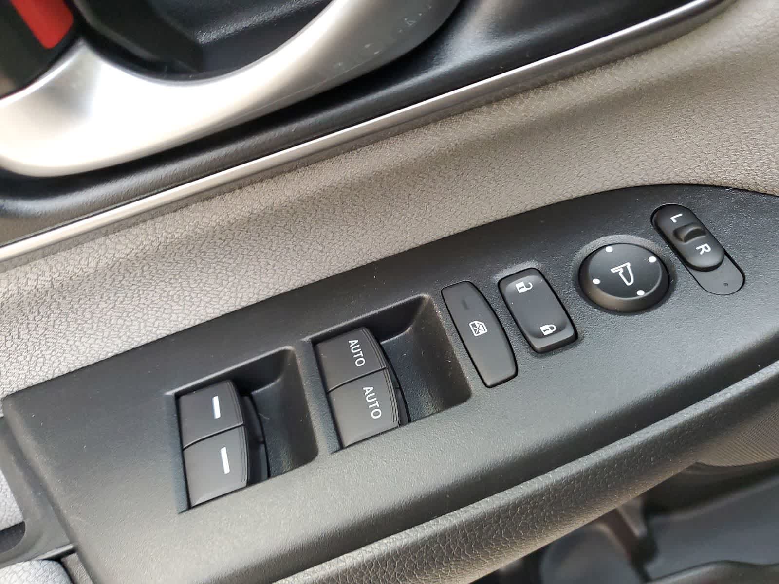 Thumbnail: 2022 Honda CR-V - 17