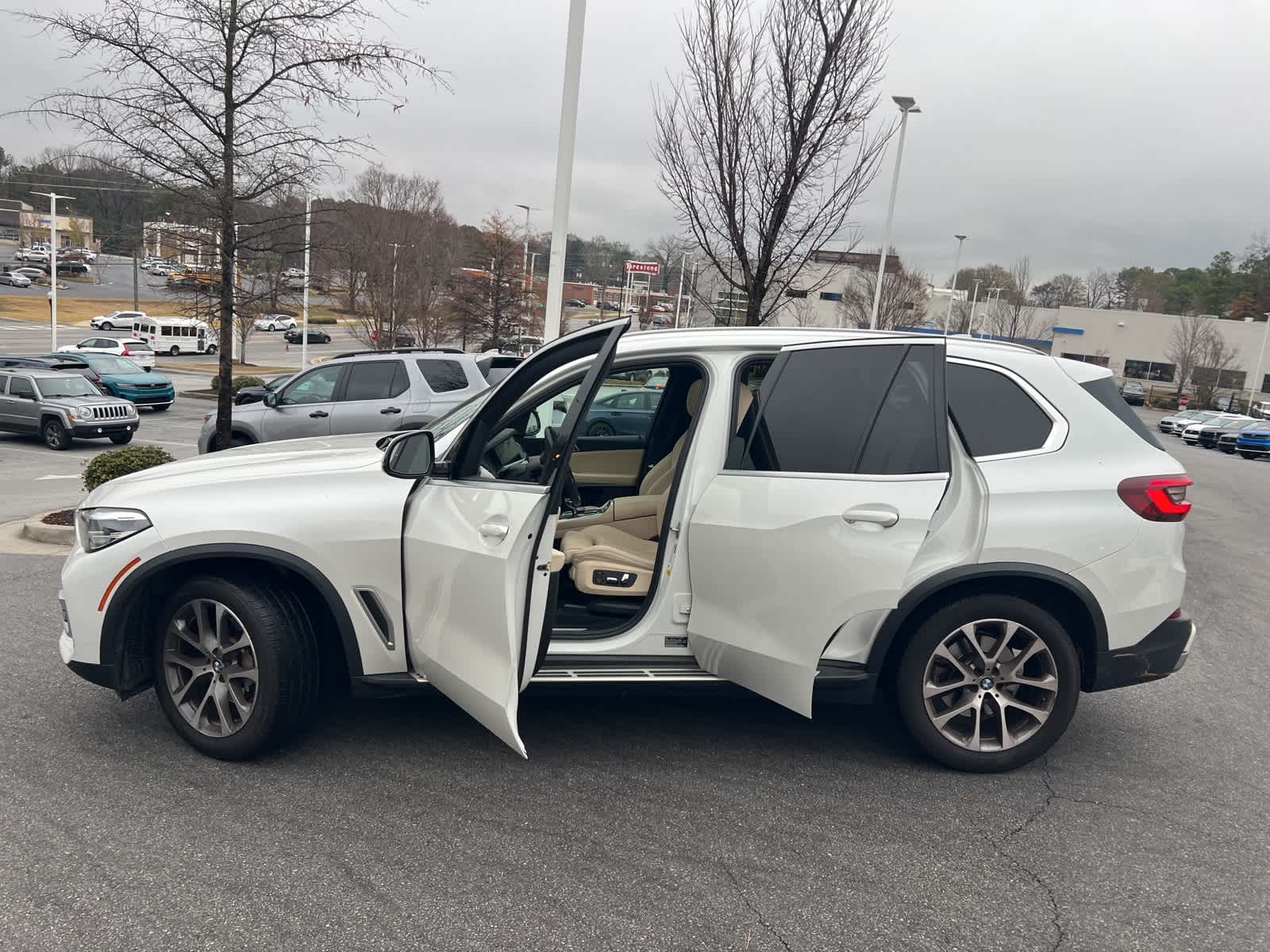 Thumbnail: 2021 BMW X5 - 17