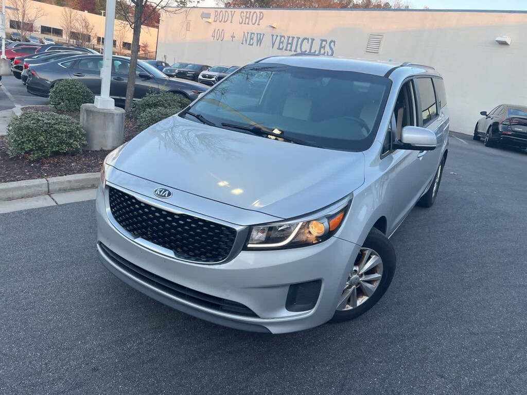 Used 2016 Kia Sedona LX FWD Van
