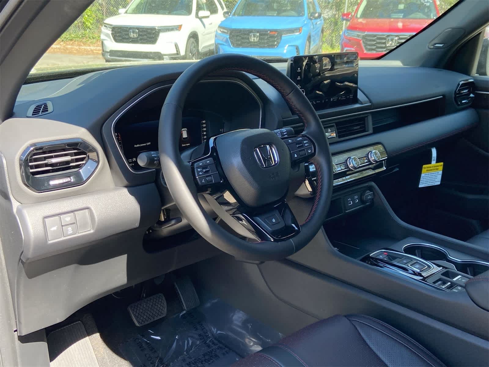 2025 Honda Pilot Black Edition 13
