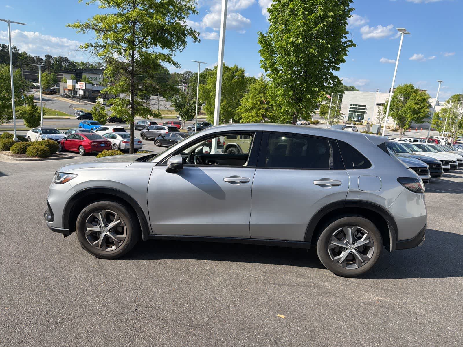 Thumbnail: 2023 Honda HR-V - 7