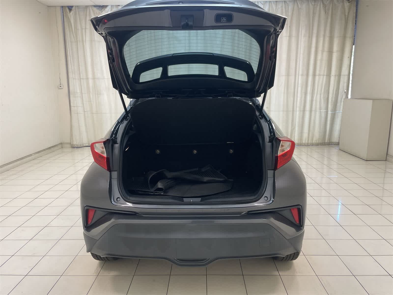 Thumbnail: 2021 Toyota C-HR - 19