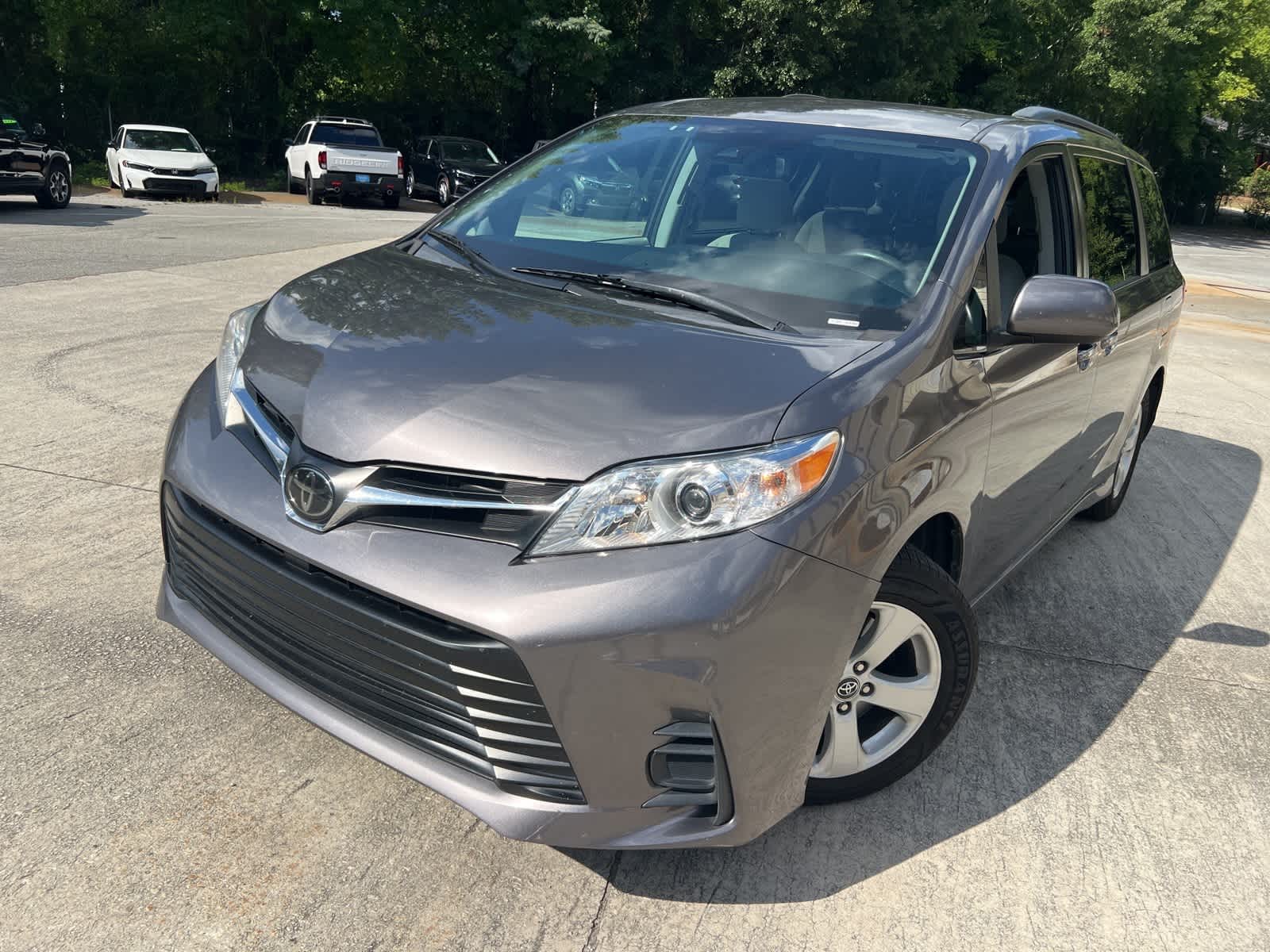 Thumbnail: 2020 Toyota Sienna - 1