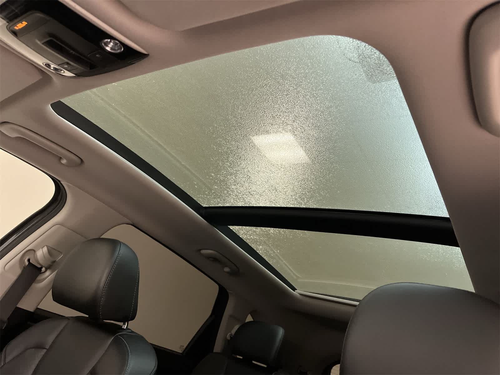 Thumbnail: 2021 Kia Sorento - 3