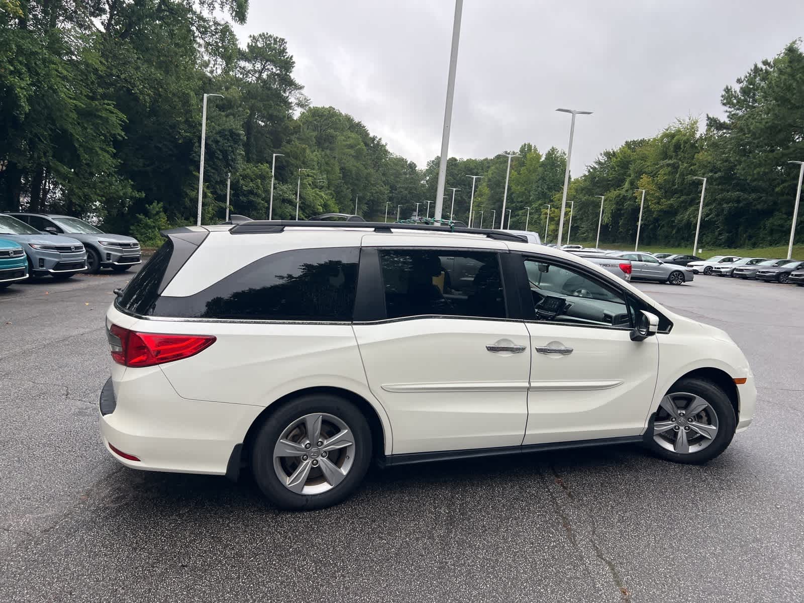 Thumbnail: 2019 Honda Odyssey - 11